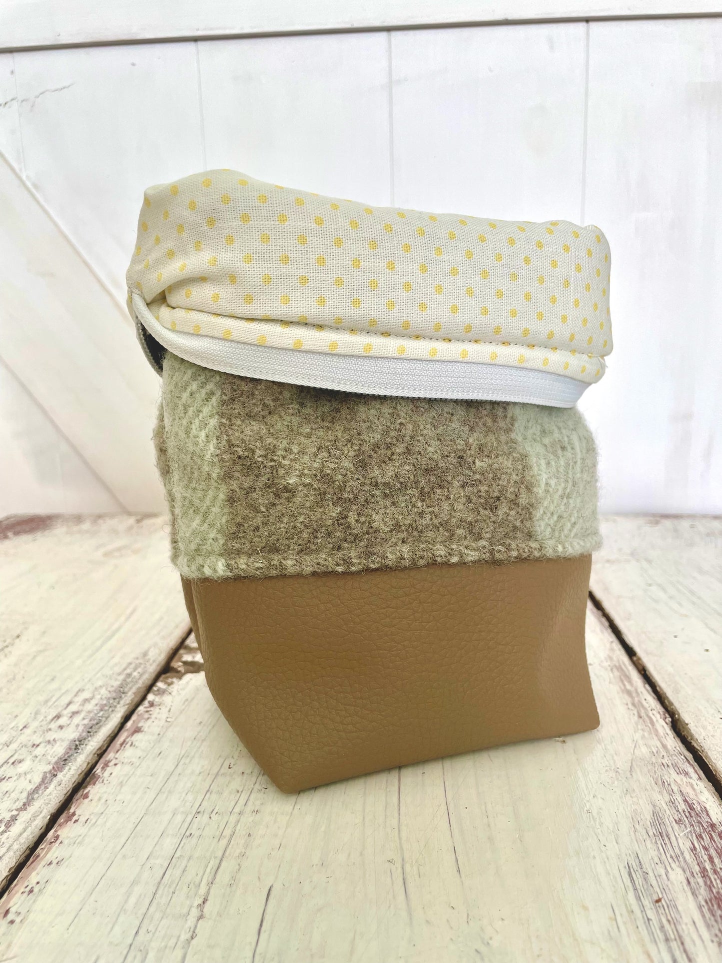 Small Zippered Project Bag - Up-cycled Wool Blanket Beige and Green