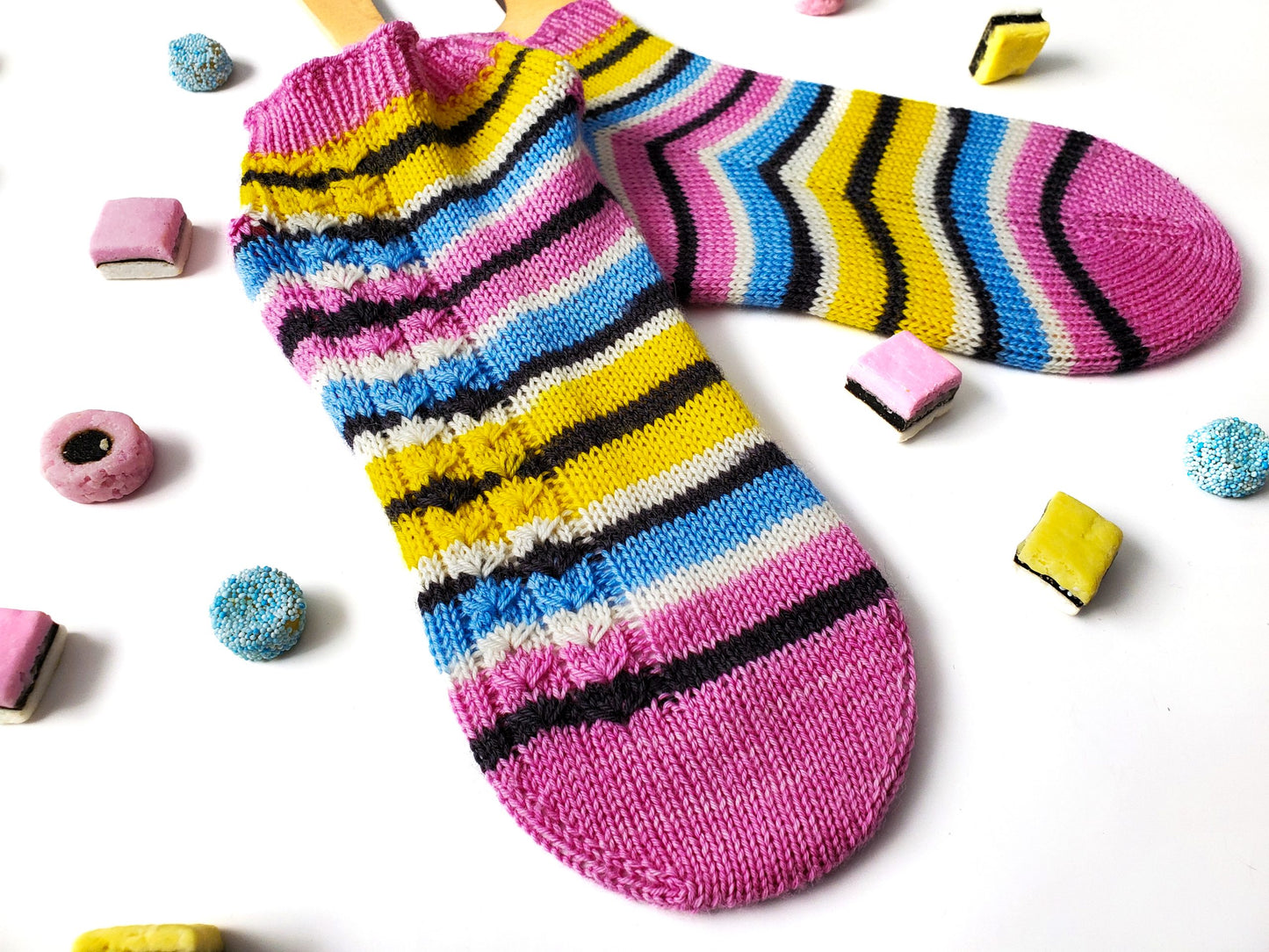 Self-striping sock yarn finished knit
