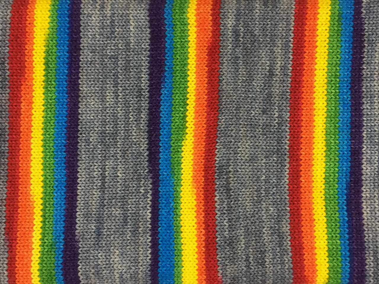 What does it mean self-striping sock yarn