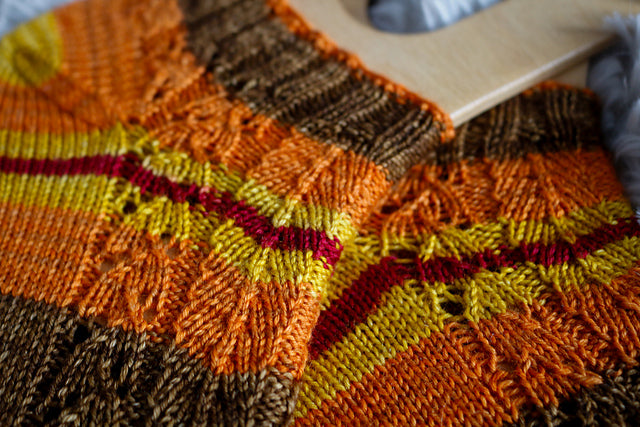 Pocket Full of Cloves (Digital Knitting Pattern)