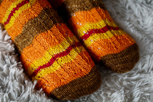 Pocket Full of Cloves (Digital Knitting Pattern)