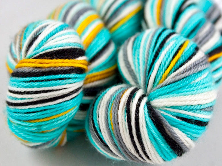 Dream room self-striping sock yarn