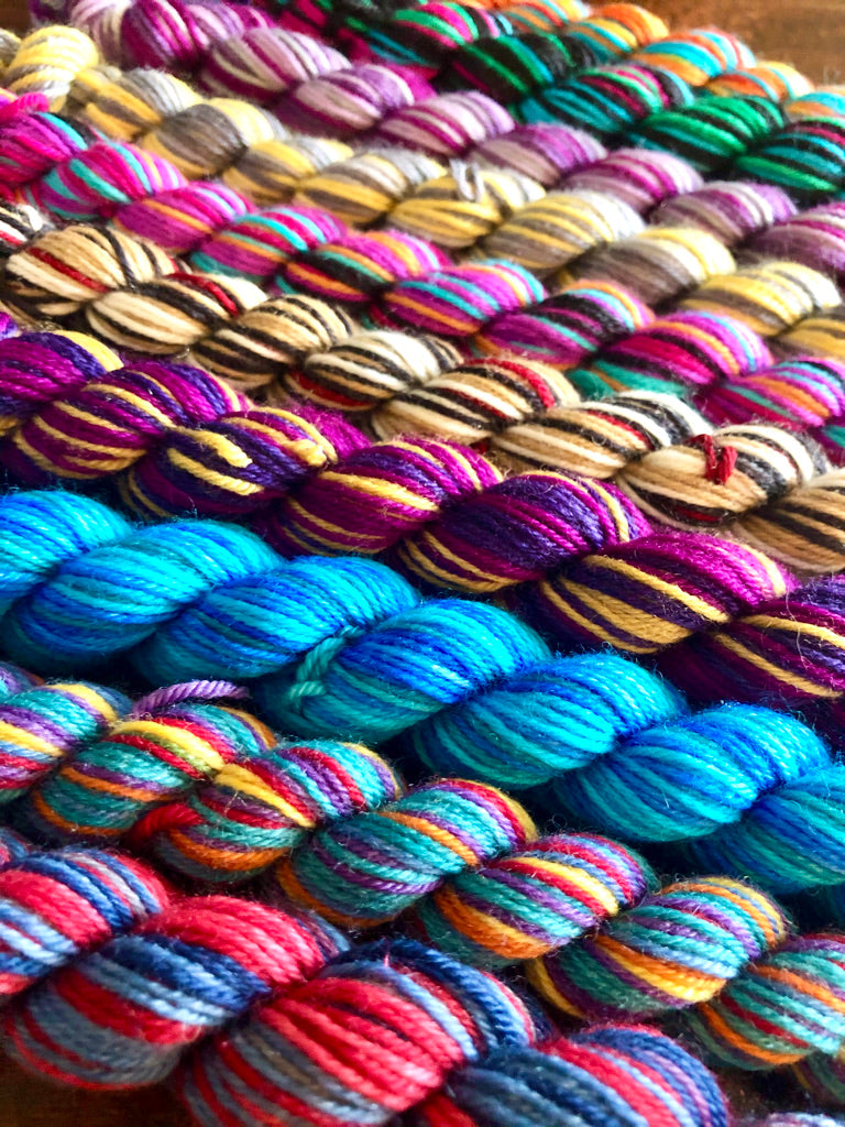 What does it mean self-striping sock yarn