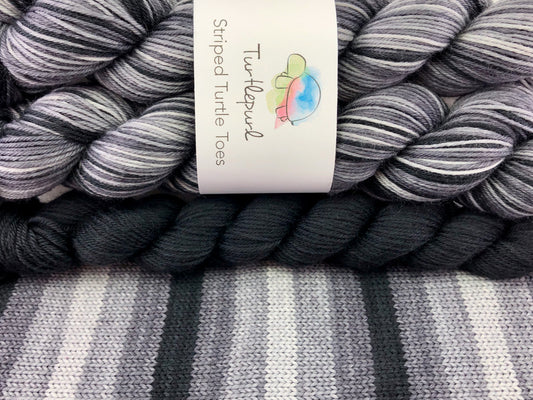 Greyscale self-striping sock yarn