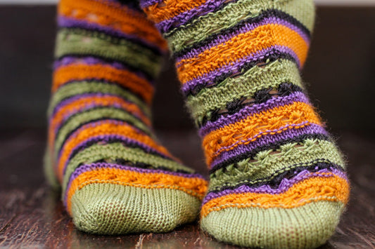 Hand-dyed self-striping yarn for socks