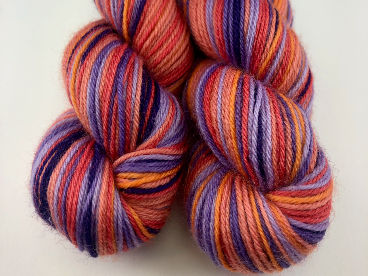 Lavendar sunrise Self-striping sock yarn