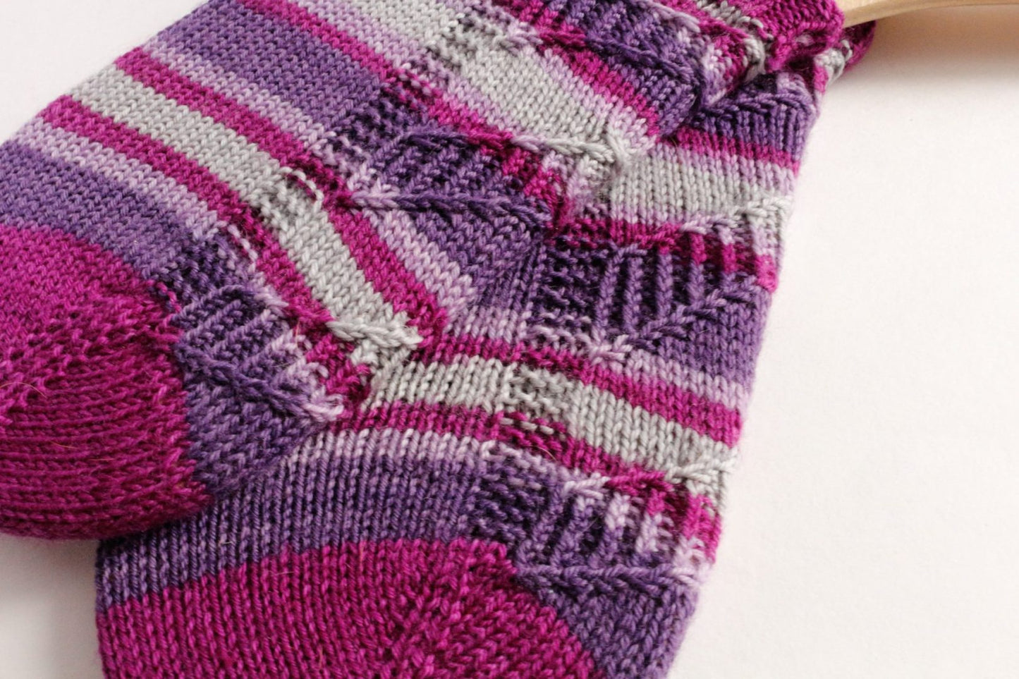 Grapevine (Digital Knitting Pattern)