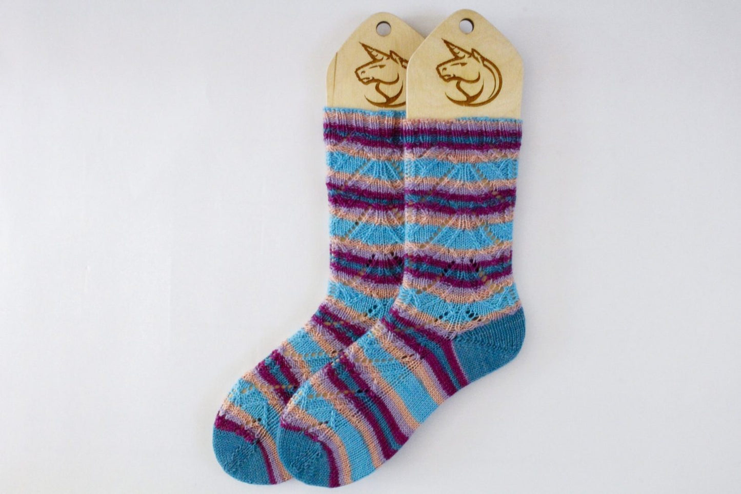 Custom self-striping sock yarn
