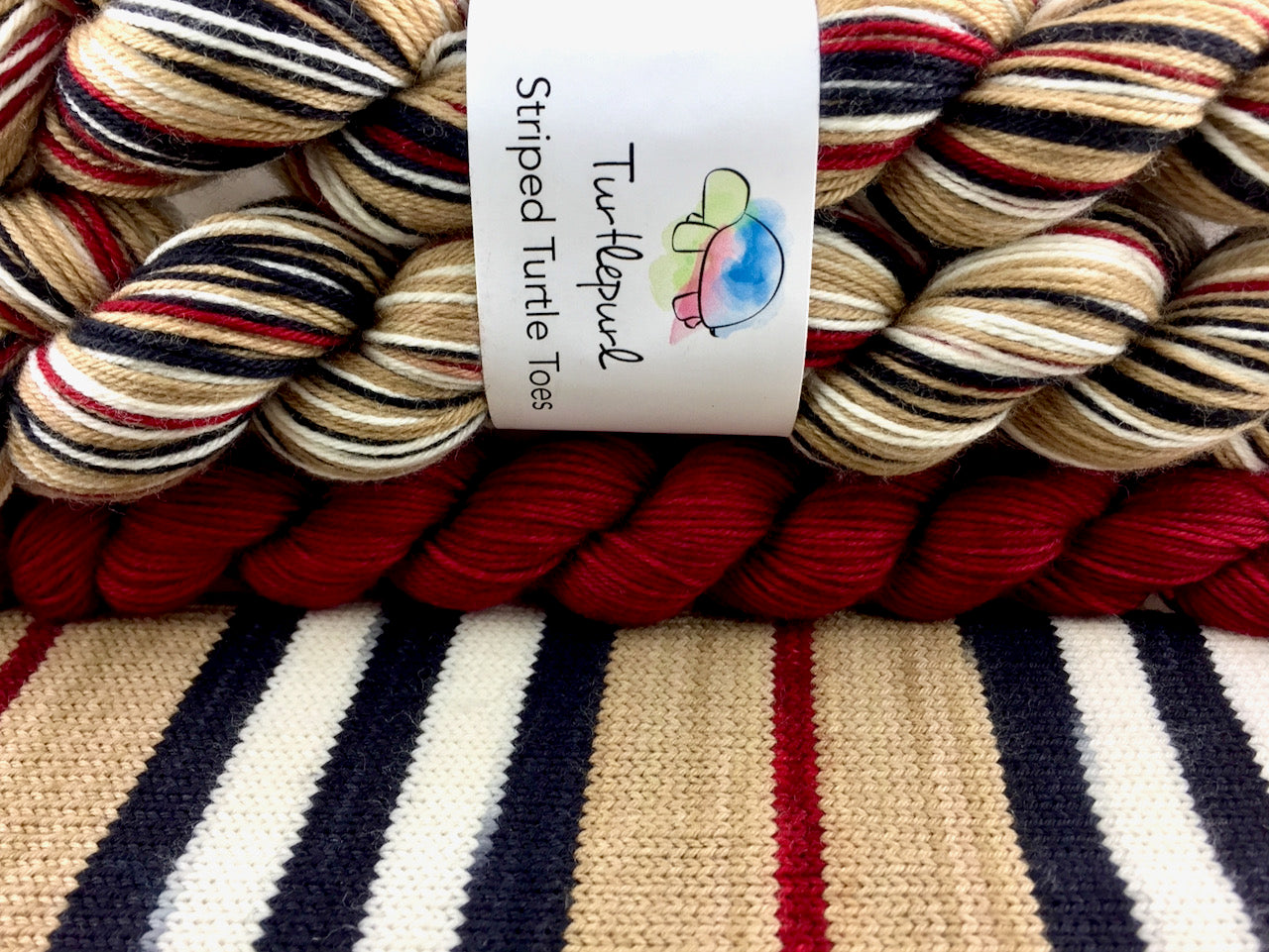 Trenchcoat self-striping sock yarn